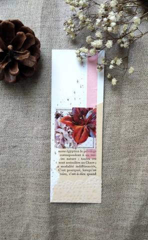 Marque page, collage fleurs roses