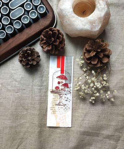 Marque page, collage champignon rouge